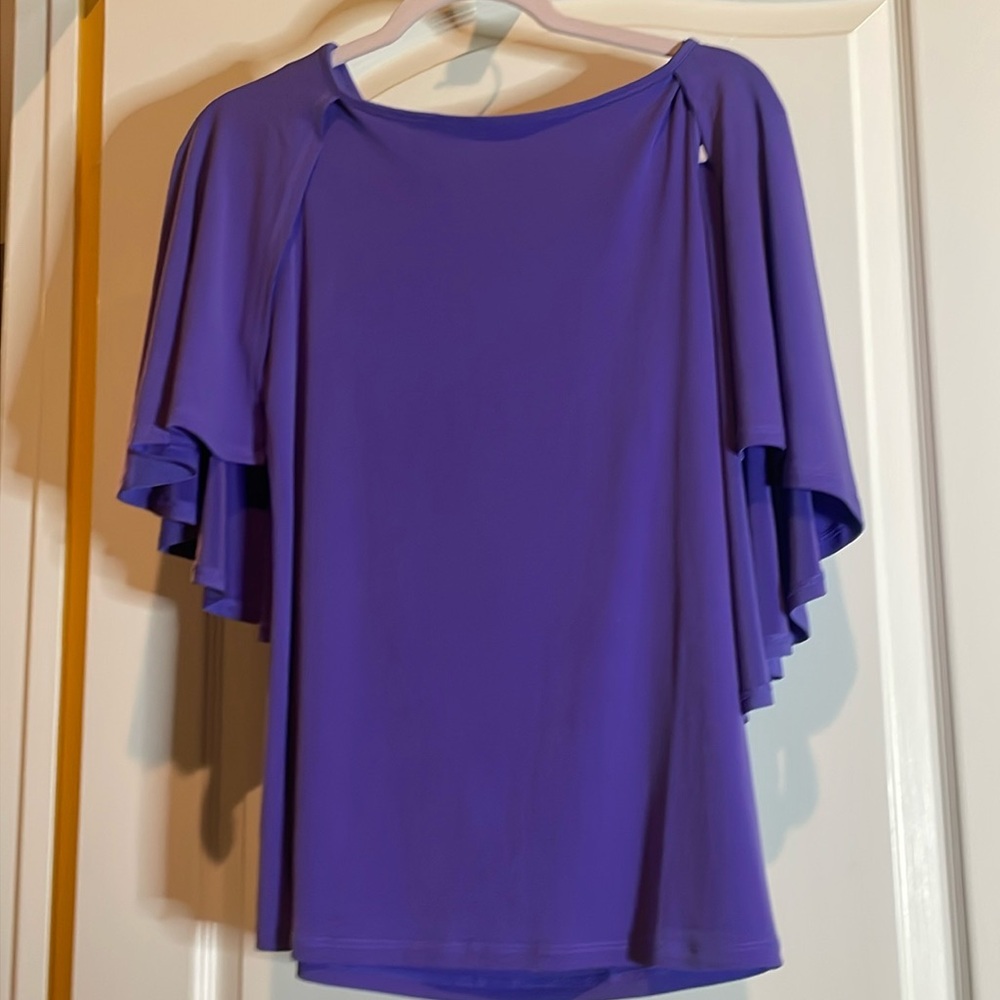IMAN purple 💜 size XS PIT TO PIT 20